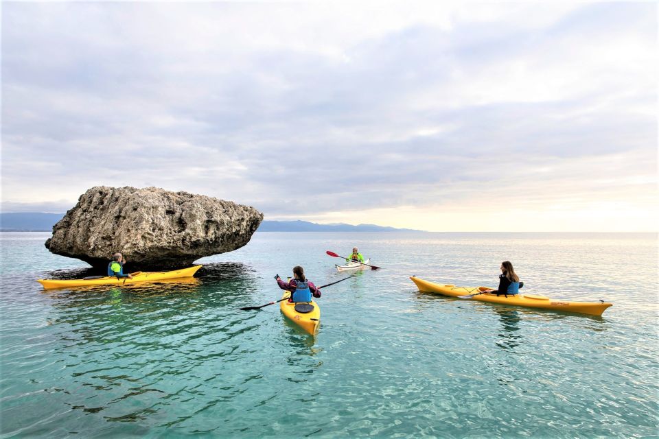 Cagliari: Guided Kayak Excursion in the Gulf of Cagliari