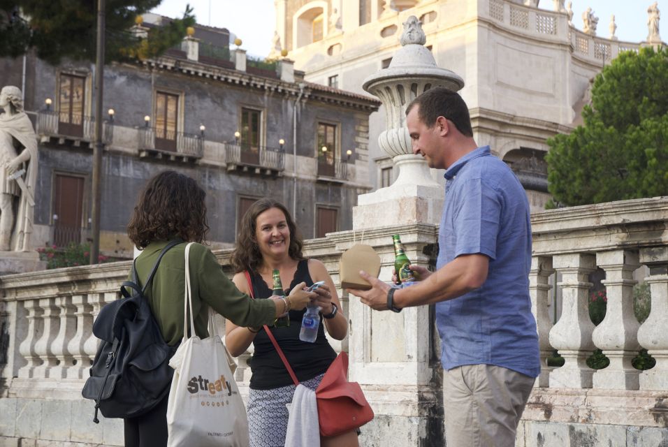 Catania: Nighttime Street Food Small Group Tour