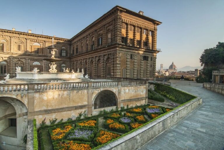 Florence: Palatina Gallery & Pitti Palace Guided Tour