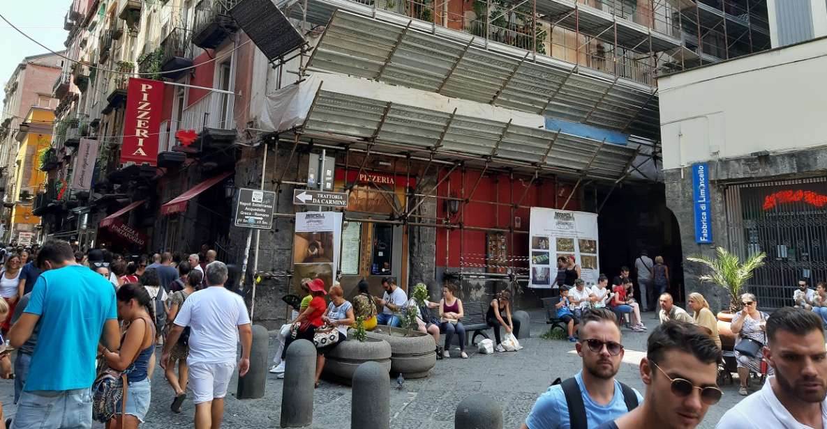 Naples: City Center Walking Tour With Underground Entry