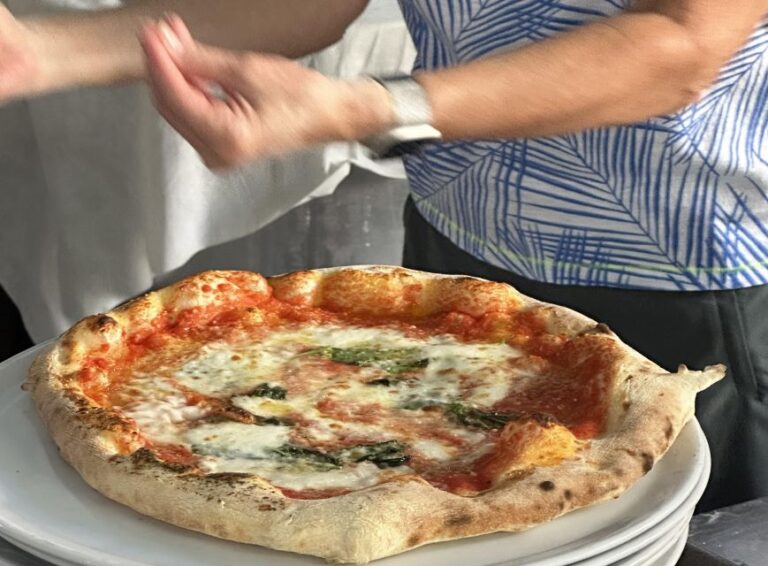 Neapolitan Pizza Making Class in Rome