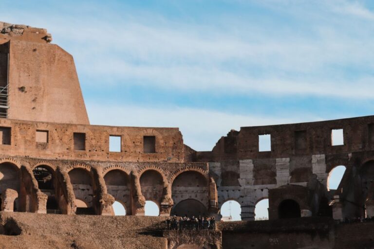 Rome: Skip-the-Line Colosseum, Roman Forum & Palatine Tour