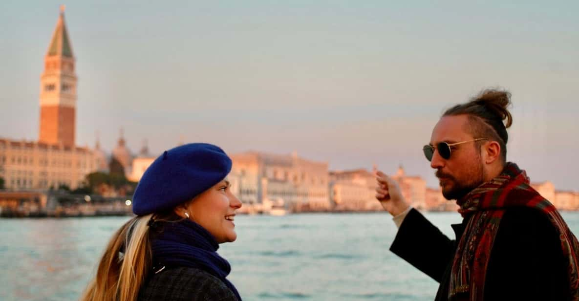 Venice Historic Walk: the City, Architecture, Traditions