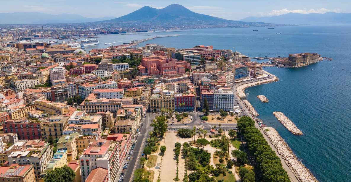 Naples: Express Walk With a Local in 60 Minutes - Full Description