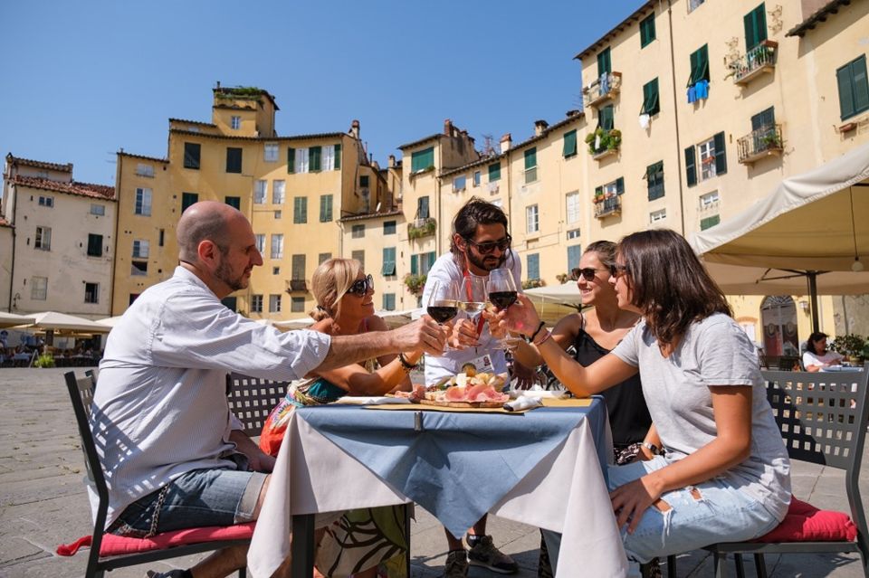 Lucca: Aperitivo Evening Food and Wine Tour - Logistics