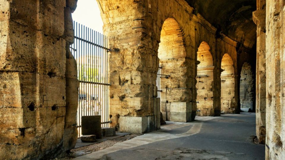 Colosseum & The Prison of St. Peter - Directions