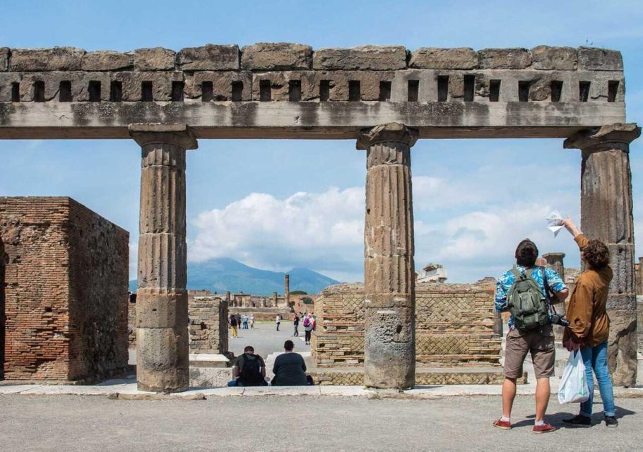 From Sorrento: Pompeii With an Archaelogical Guide & Ticket - Just The Basics