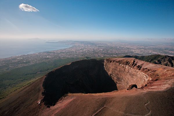 Mount Vesuvius Tour From Naples With Lunch - Just The Basics