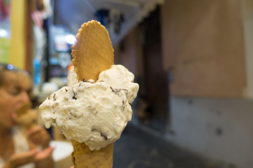 Rome: Gelato Masterclass With Live Chief and Tastings - Just The Basics