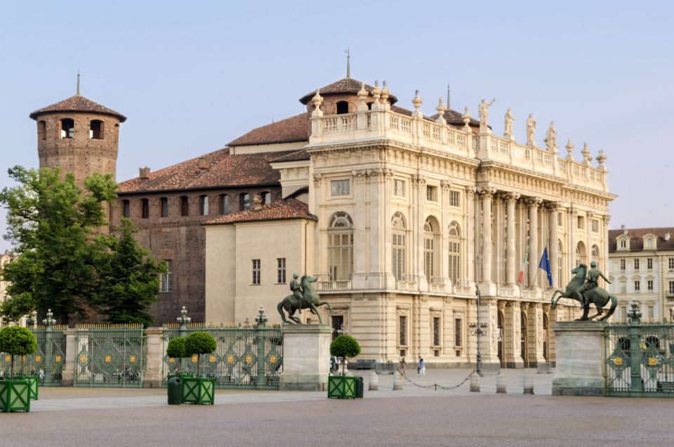 Turin: Elegant Lounge of Italy Walking Tour - Just The Basics