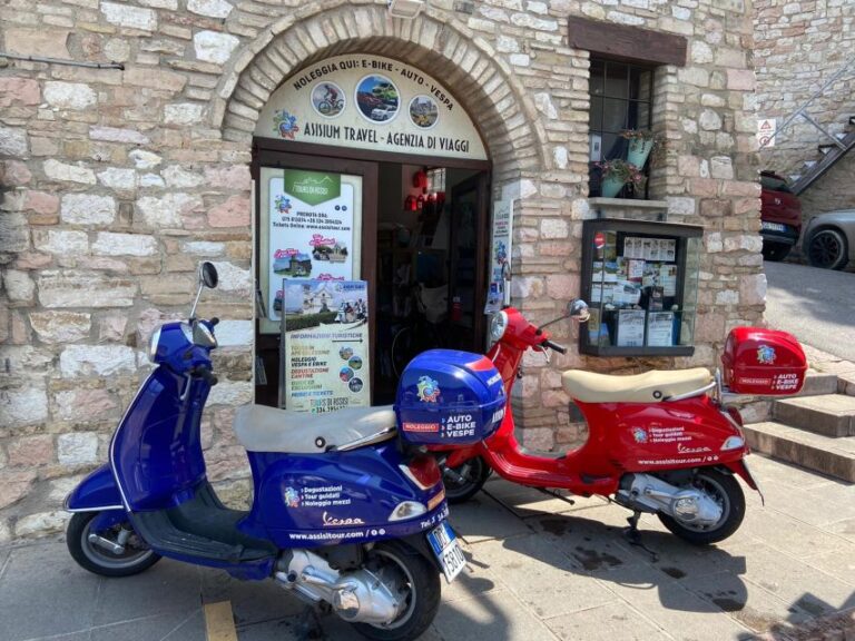 Assisi Rental Vespa ‘125cc