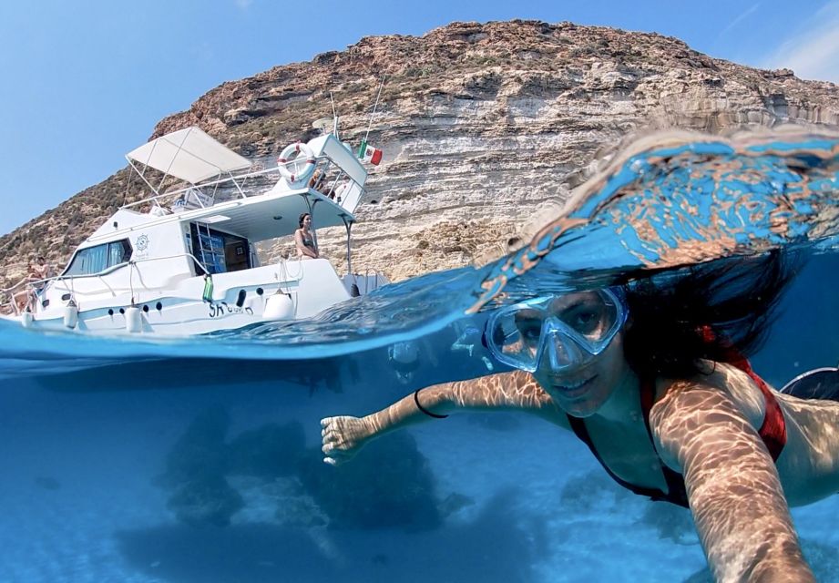 Lampedusa: Boat Tour With Lunch