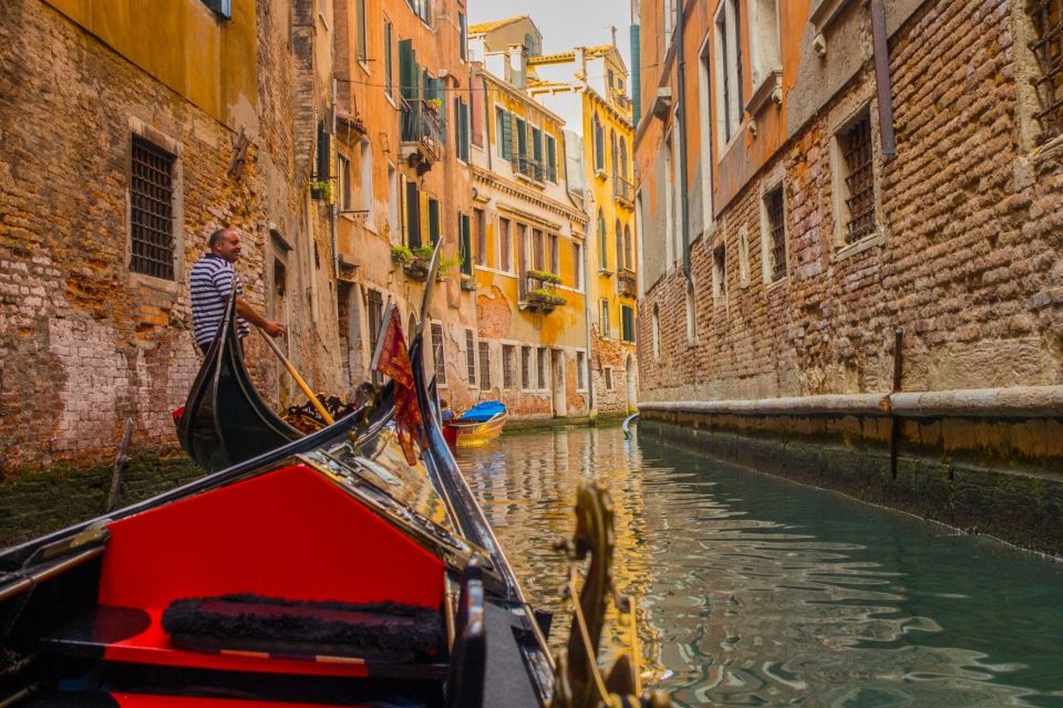 Venice: Private Gondola Tour - Activity Information