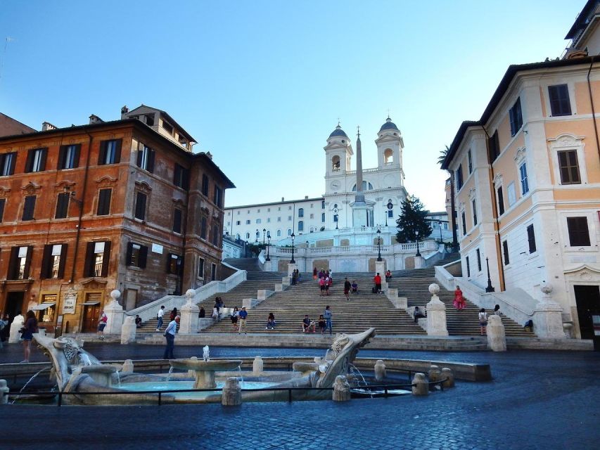 Escape Tour - The Ghosts of Rome - Live Tour Guides