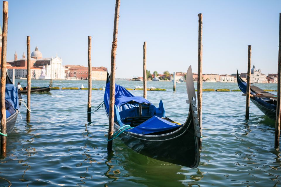 Venice: Private Gondola Tour - Payment and Reservation