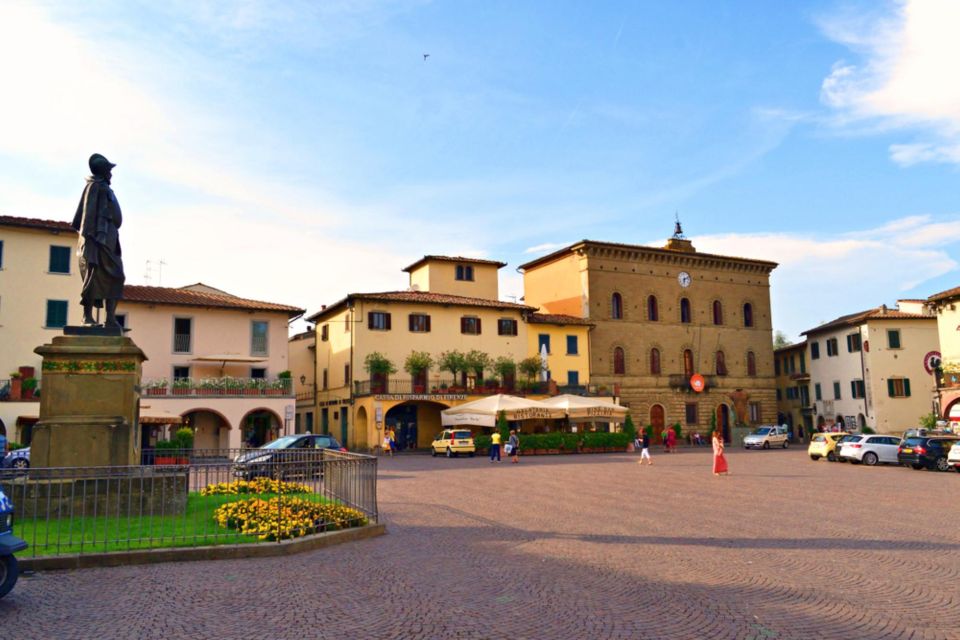 The Town of Fine Towers: San Gimignano and Vernaccia Wine - Tuscan Charm: Piazza Della Cisterna