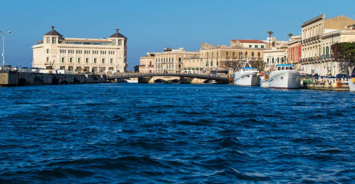 Island of Ortigia: Sunset Boat Tour With Aperitif - Just The Basics