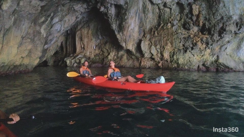 Kayak Tour on the Amalfi Coast to Pandora Cave With Aperitif - Just The Basics