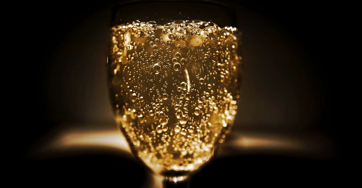 The Secret of Italian Bubbles - Taste & Learn to Distinguish - Taste and Compare Italian Sparkling Wines