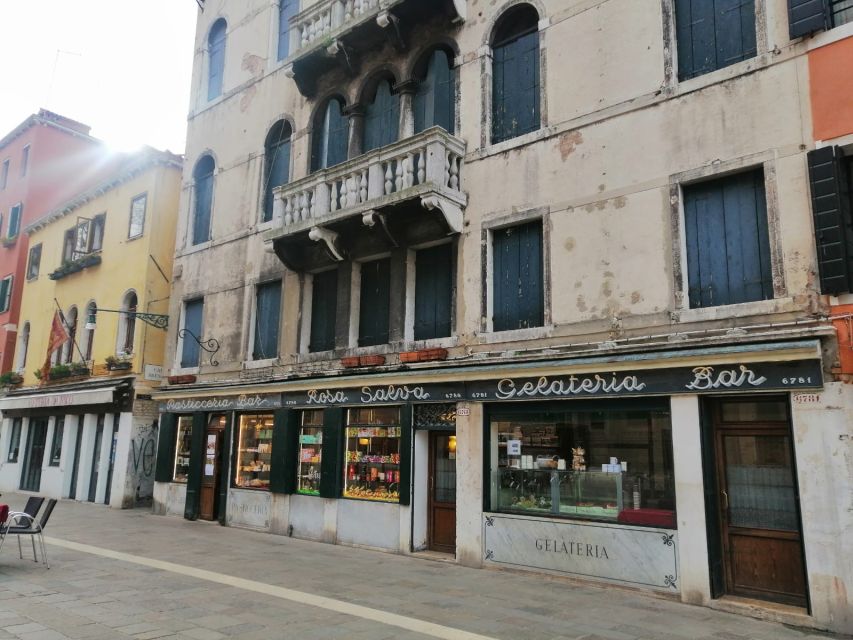 Venice: Traditional Cafés and Pastry Shops Walking Tour - Just The Basics